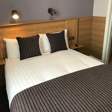 Kennedys B&B Drumcondra Дъблин Екстериор снимка