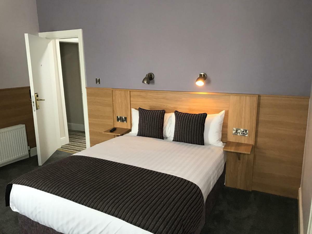 Kennedys B&B Drumcondra Дъблин Екстериор снимка